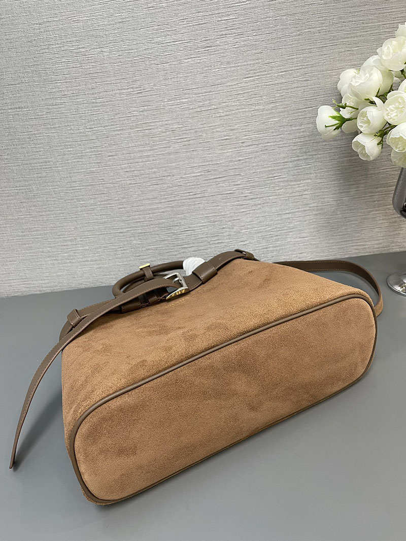 プラダ アウトレット PRADA バックル スエード ミディアムバッグ 1BA434_2C4S_F0046_V_OBO ブラウン H品 プラダ バックル 永野芽郁 - 画像 (4)