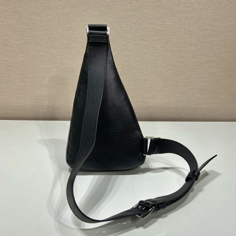 プラダ アウトレット PRADA トライアングルロゴデザインレザーメッセンジャーバッグ 2VZ098_2BBE_F0002_V_OLO ブラック H品 プラダ ワンショルダーバッグ メンズ - 画像 (7)
