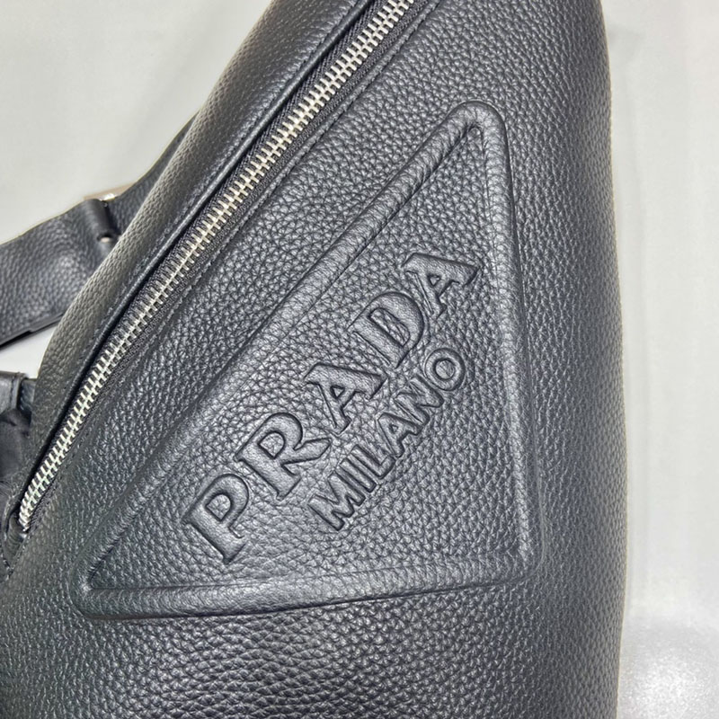 プラダ アウトレット PRADA トライアングルロゴデザインレザーメッセンジャーバッグ 2VZ098_2BBE_F0002_V_OLO ブラック H品 プラダ ワンショルダーバッグ メンズ - 画像 (5)