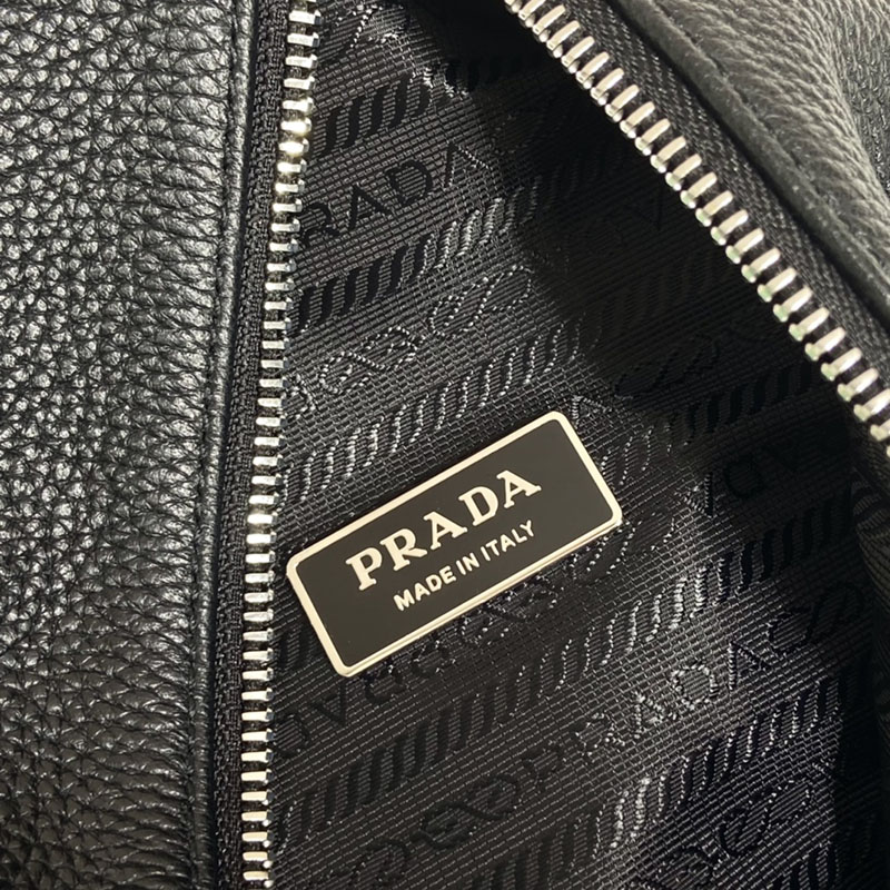 プラダ アウトレット PRADA トライアングルロゴデザインレザーメッセンジャーバッグ 2VZ098_2BBE_F0002_V_OLO ブラック H品 プラダ ワンショルダーバッグ メンズ - 画像 (3)