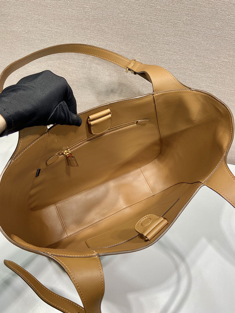 プラダ アウトレット PRADA ロゴ入り ラージサイズ レザートートバッグ 1BG512_2CYS_F03BH_V_OOO ブラウン H品 プラダ トートバッグ 人気 - 画像 (3)