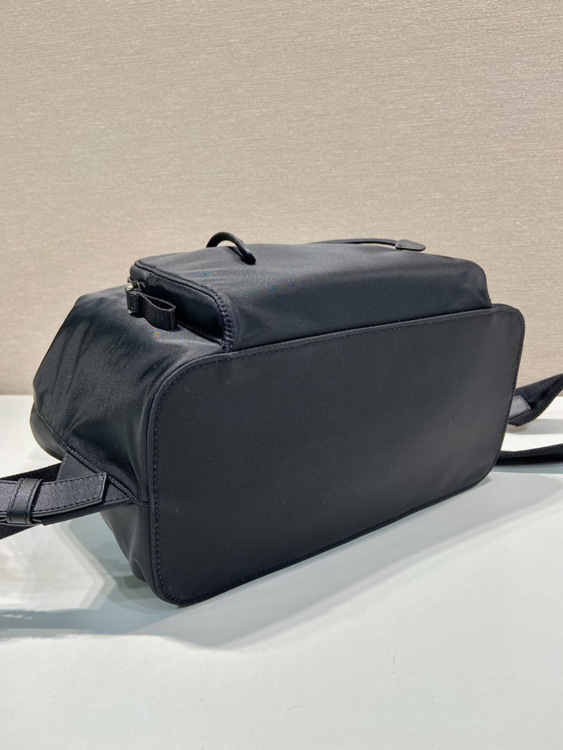 プラダ アウトレット PRADA VELA バックパック リュックサック デイパック ナイロン レザー 1BZ832 ブラック H品 プラダ バックパック ナイロン - 画像 (5)