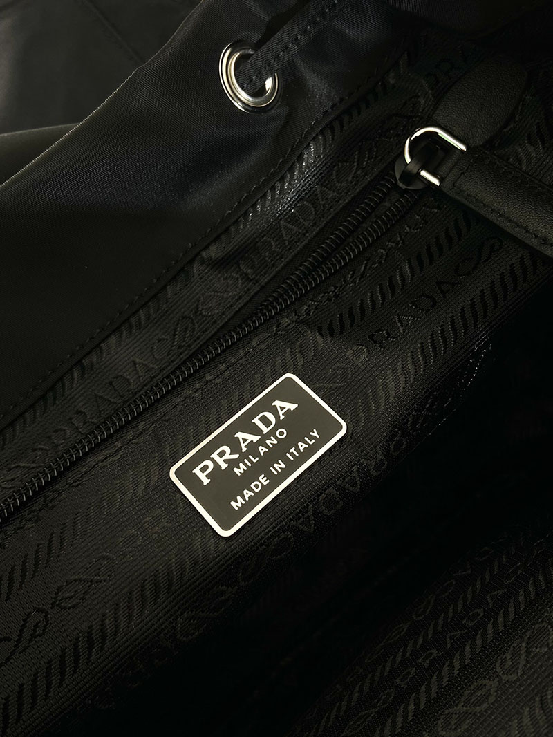プラダ アウトレット PRADA VELA バックパック リュックサック デイパック ナイロン レザー 1BZ832 ブラック H品 プラダ バックパック ナイロン - 画像 (2)