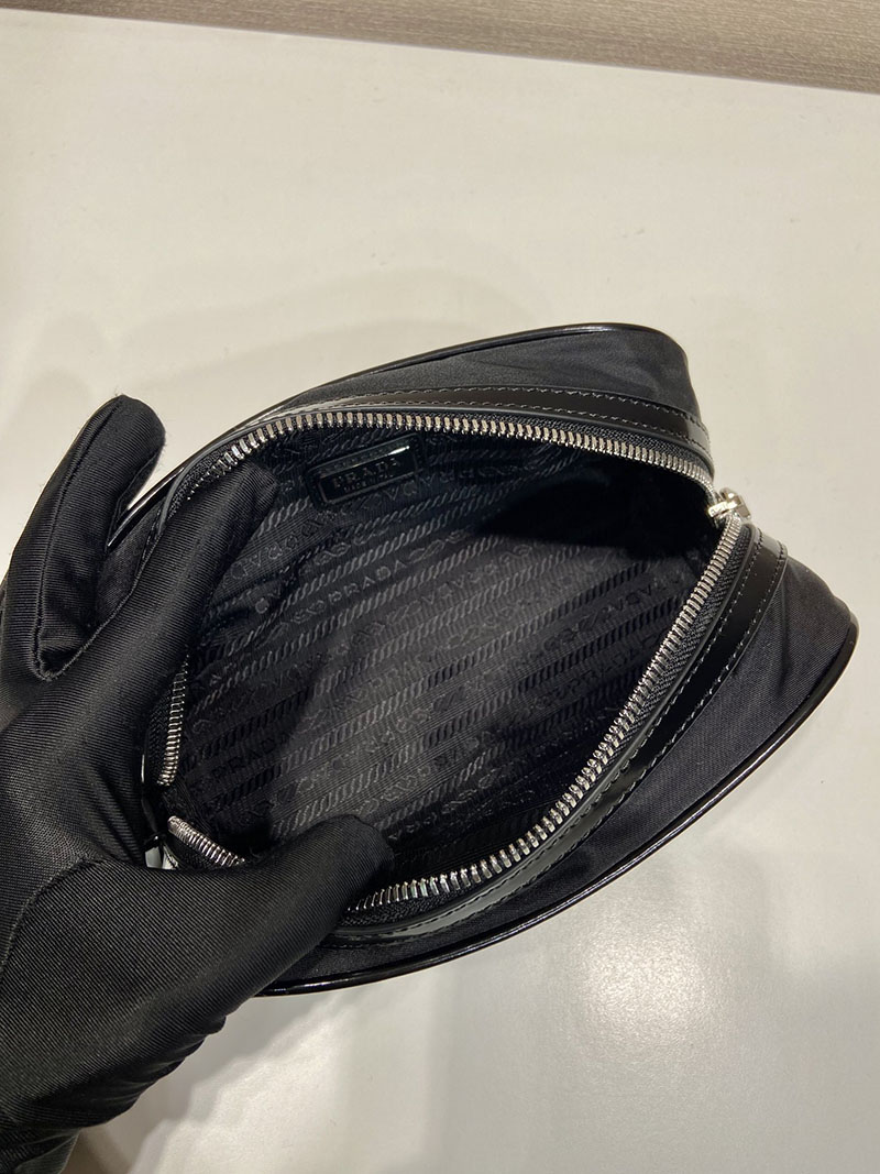 プラダ アウトレット PRADA サフィアーノレザー ポーチ レディース メンズ 2NE065 ブラック H品 プラダ ナイロンポーチ アウトレット - 画像 (3)