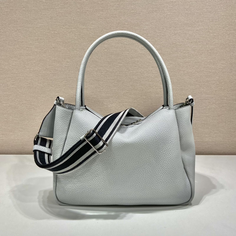 プラダ アウトレット PRADA 新作 スモール レザー ハンドバッグ 1BC145_2DKV_F010I_V_3OO ライトブルー H品 プラダ バッグ 人気 - 画像 (7)