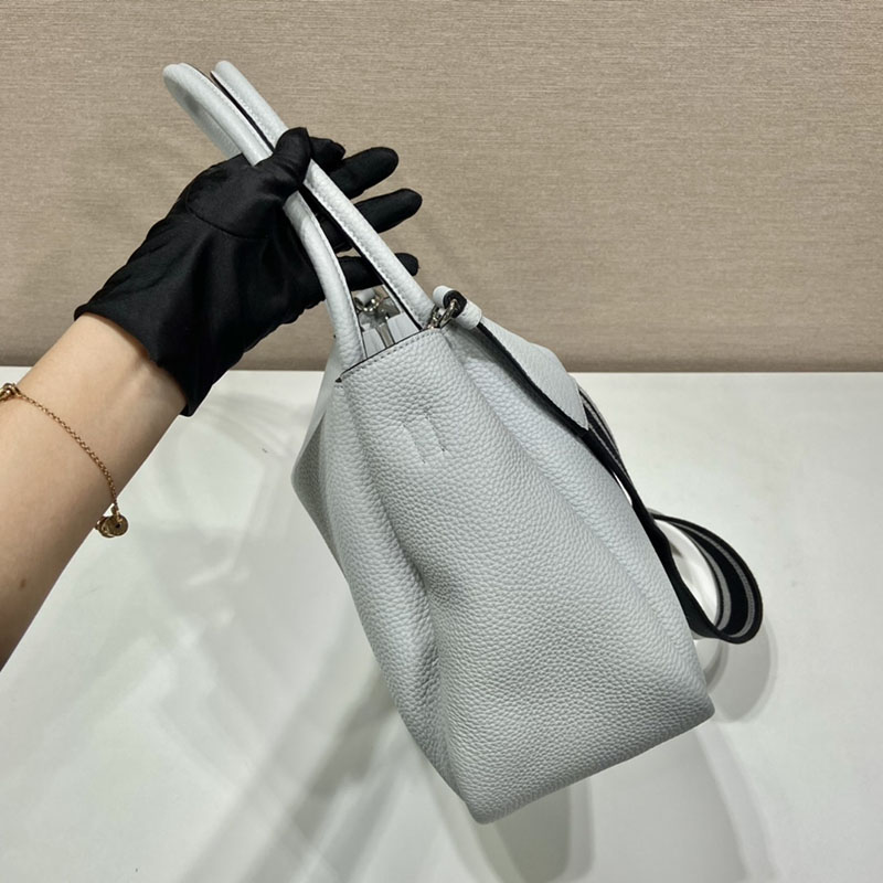 プラダ アウトレット PRADA 新作 スモール レザー ハンドバッグ 1BC145_2DKV_F010I_V_3OO ライトブルー H品 プラダ バッグ 人気 - 画像 (6)