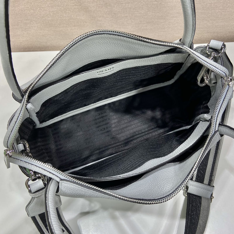 プラダ アウトレット PRADA 新作 スモール レザー ハンドバッグ 1BC145_2DKV_F010I_V_3OO ライトブルー H品 プラダ バッグ 人気 - 画像 (3)