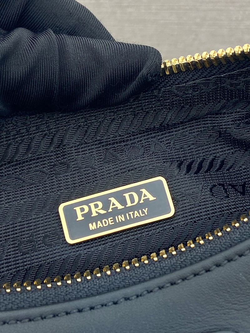 プラダ アウトレット PRADA Re-Edition ベルベット ミニバッグ 1BC204_2C7Q_F0002_V_JOO ブラック H品 プラダ バッグ 人気 - 画像 (2)