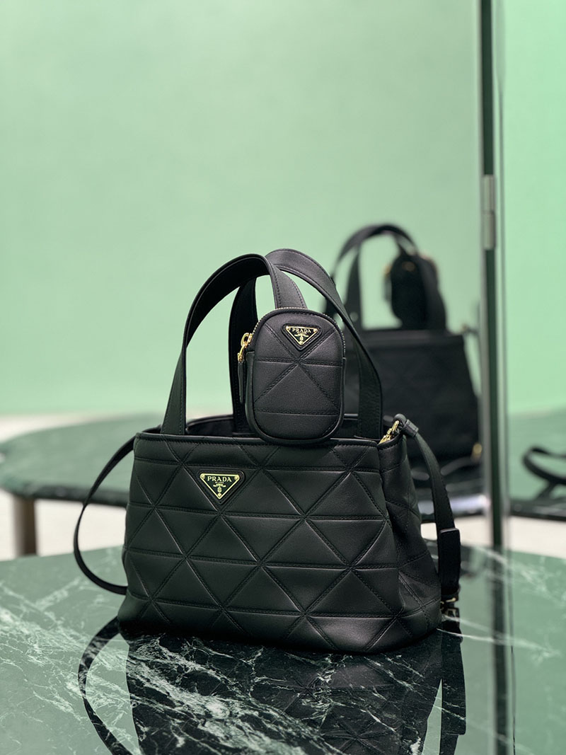 プラダ アウトレット PRADA スモール キルティング トート 三角ロゴプレート ショルダーバッグ ハンドバッグ 2WAY 1BG548 ブラック H品 プラダ トートバッグ クリーニング - 画像 (9)