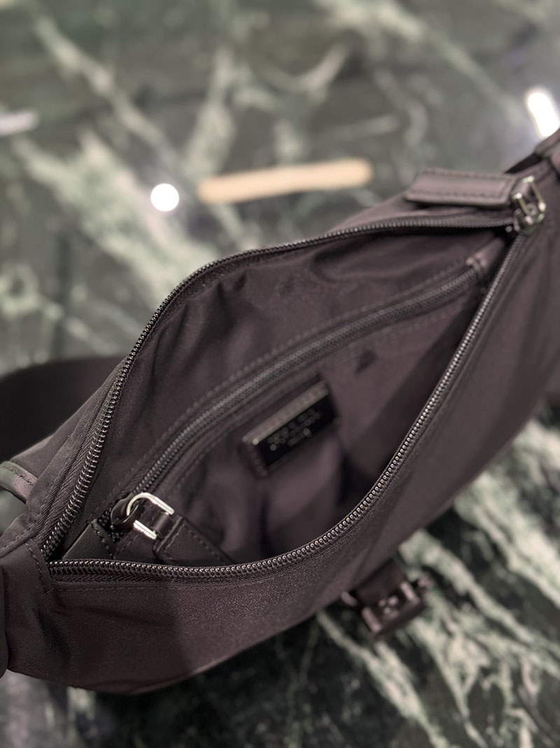 プラダ アウトレット PRADA Re-Nylon xサフィアーノレザー ショルダーバッグ 2VH176_2DMH_F0002_V_OOO ブラック H品 プラダ ウエストバッグ メンズ - 画像 (3)