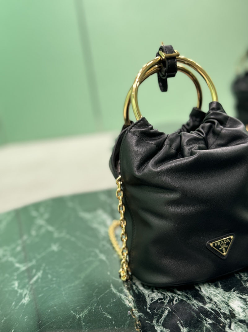 プラダ アウトレット PRADA Nappa leather mini bag バッグ・カバン 1BC227_2DX8_F0002_V_OOO ブラック H品 プラダ ハンドバッグ レディース - 画像 (8)