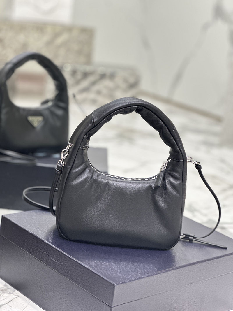 プラダ アウトレット PRADA 2DYI ソフト パテッド ナッパレザー ハンドバッグ キーリング付き 1BA384_2DYI_F0002 ブラック H品 プラダ ハンドバッグ レディース - 画像 (5)