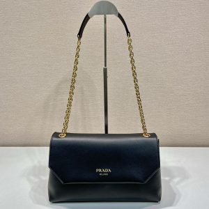 プラダ ハンドバッグ アウトレット