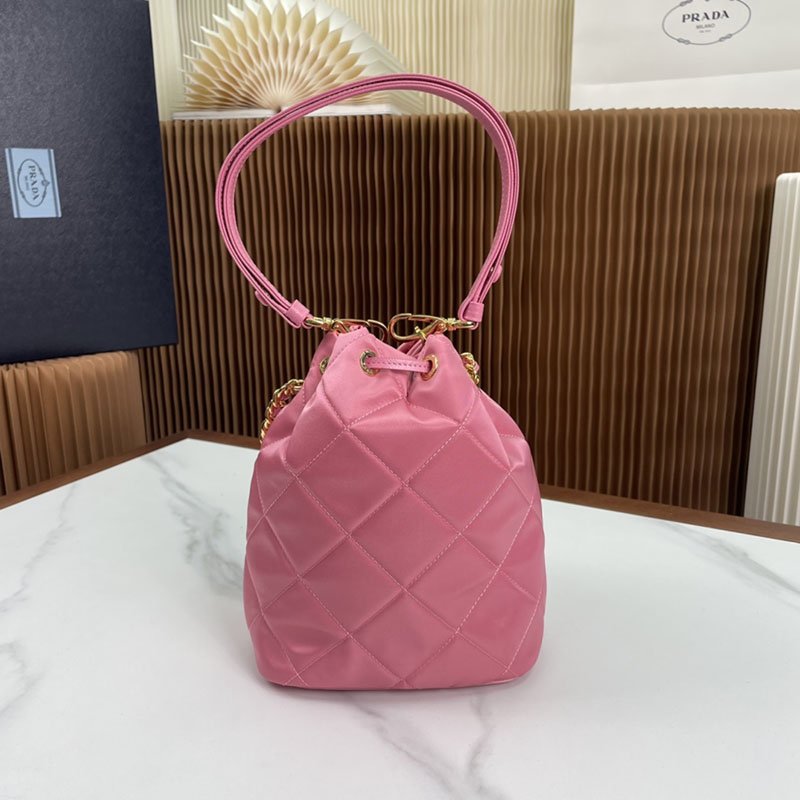 プラダ アウトレット PRADA デュエット Re-Nylon バケットバッグ 1BH038_RV44_F0410_V_UOO ピンク H品 プラダ 巾着ポーチ 使い方 - 画像 (9)