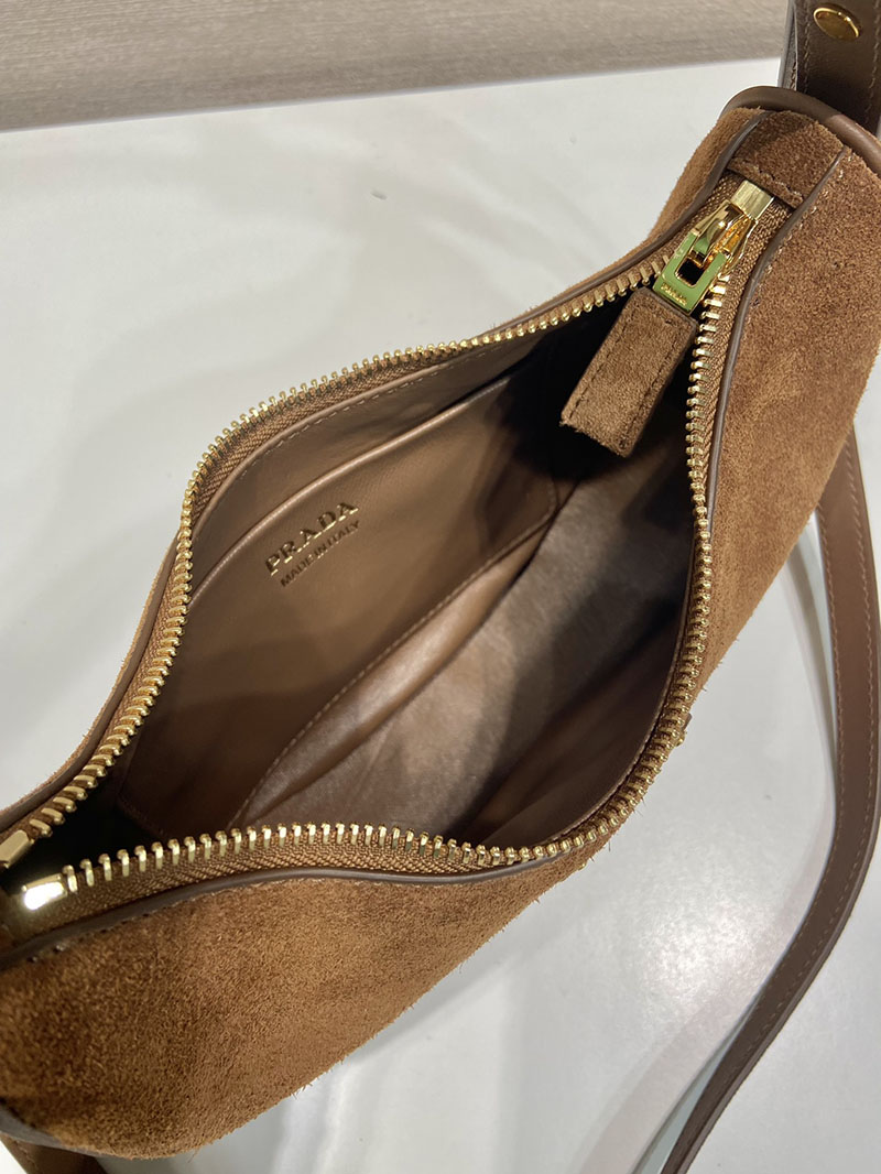 プラダ アウトレット PRADA アーケ スエード ショルダーバッグ 1BC194_2C4S_F03OE_V_OOO キャメル H品 プラダ チェーンバッグ 公式 - 画像 (3)