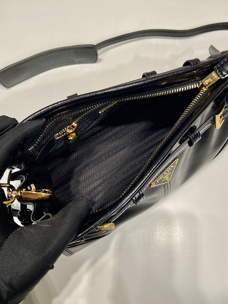 プラダ アウトレット PRADA ボニー スモール ソフトルックスレザー ショルダーバッグ 1BH215_2CYR_F0002_V_OOO ブラック H品 プラダ 斜めがけバッグ - 画像 (3)