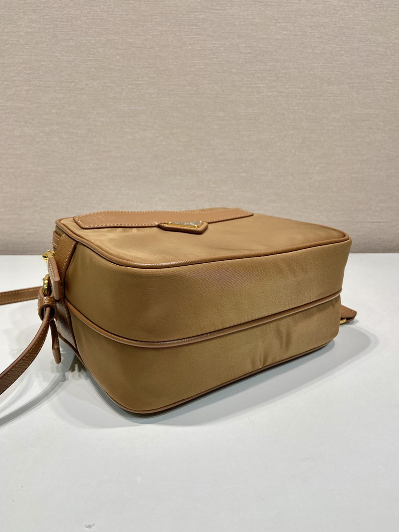 プラダ アウトレット PRADA Re-Edition1978 Re-Nylon ミニショルダーバッグ 1BH218_R064_F0594_V_OOO キャメル H品 プラダ メンズバッグ 人気 - 画像 (4)