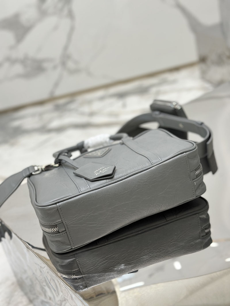 プラダ アウトレット PRADA 新作ナッパアンティークトップハンドルバッグ 1BB092_UVL_F0480_V_T2O グレー H品 プラダ アウトレット バッグ 新作 - 画像 (4)