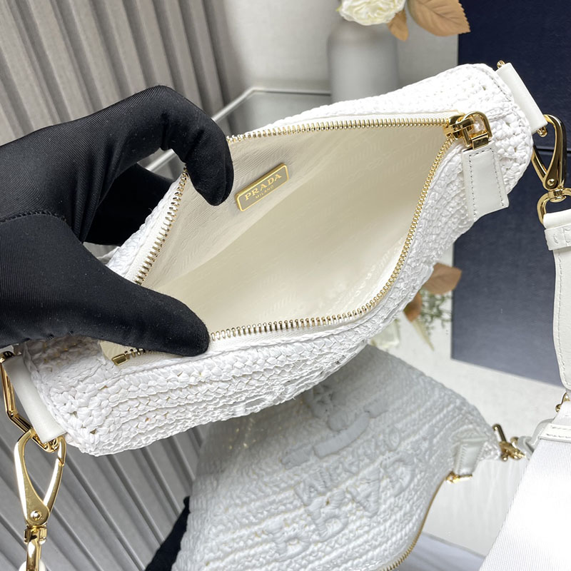 プラダ アウトレット PRADA トライアングル クロシェ ミニポーチ付 ラフィア風 1BH190_2A2T_F0009 ホワイト H品 プラダ バッグ 三角 - 画像 (2)