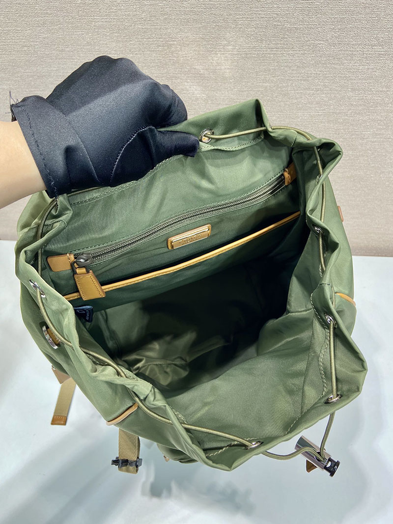 プラダ アウトレット PRADA Re-Nylon xサフィアーノレザー バックパック 2VH154_2DDJ_F0009 カーキ H品 プラダ バックパック ナイロン アウトレット 正規品 - 画像 (3)