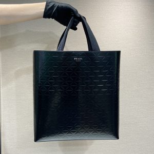 プラダ トートバッグ メンズ アウトレット
