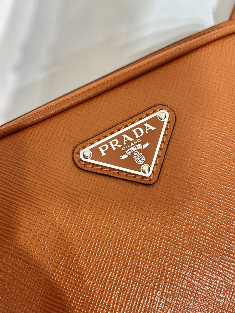 プラダ アウトレット PRADA サフィアーノレザー ベルトバッグ 2VH156_9Z2_F0049_V_OOO オレンジ H品 プラダ ミニショルダー 通勤用 - 画像 (2)