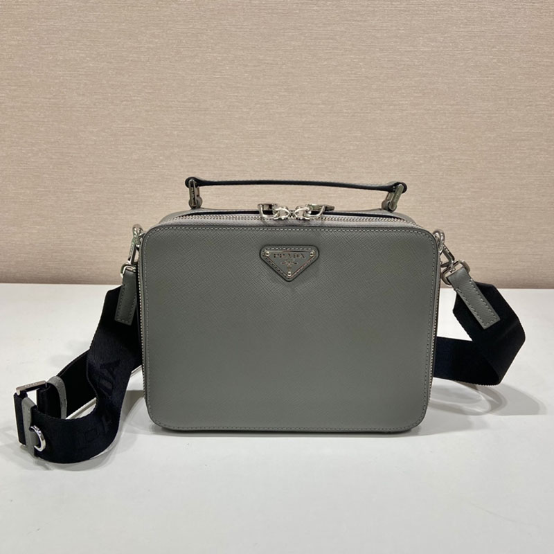 プラダ アウトレット PRADA ブリック サフィアーノレザー バッグ 2VH173_9Z2_F0EMZ_V_NOO ライトブルー H品 プラダ ミニショルダー 通勤用 - 画像 (9)