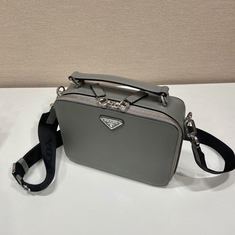 プラダ アウトレット PRADA ブリック サフィアーノレザー バッグ 2VH173_9Z2_F0EMZ_V_NOO ライトブルー H品 プラダ ミニショルダー 通勤用 - 画像 (8)