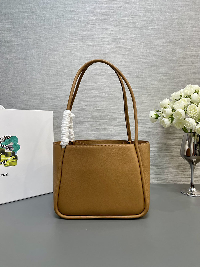 プラダ アウトレット PRADA トライアングルロゴ ソフトグレインレザー ミニ トートバッグ 1BG539_2CYS_F03OE_V_OVO キャメル H品 プラダ トート レディース 通勤 - 画像 (9)