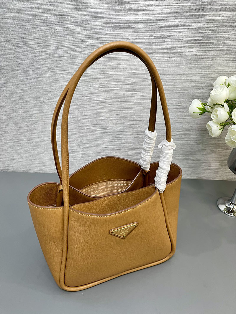プラダ アウトレット PRADA トライアングルロゴ ソフトグレインレザー ミニ トートバッグ 1BG539_2CYS_F03OE_V_OVO キャメル H品 プラダ トート レディース 通勤 - 画像 (4)