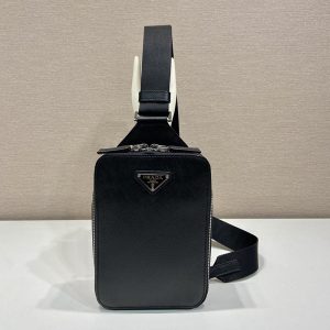 プラダ バムバッグ メンズ 仕事用