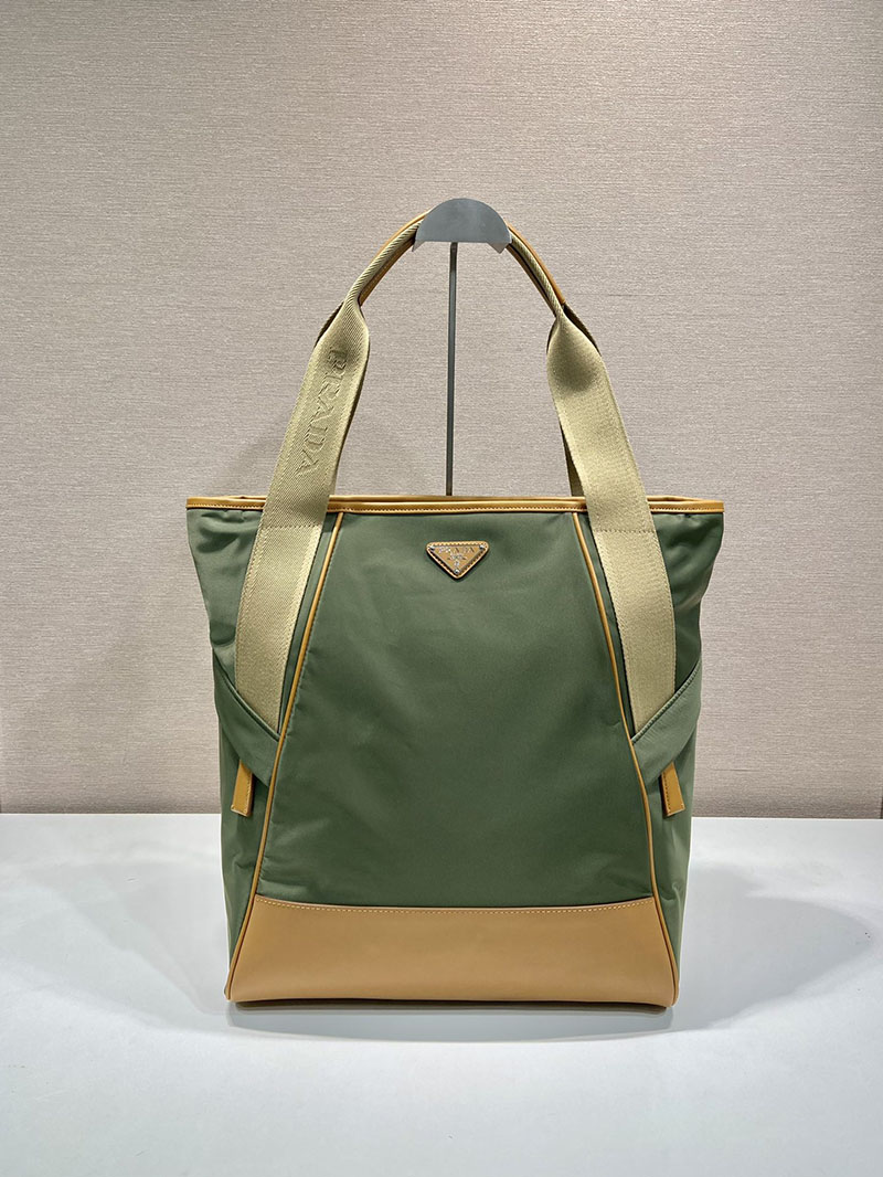 プラダ トートバッグ ナイロン メンズ
