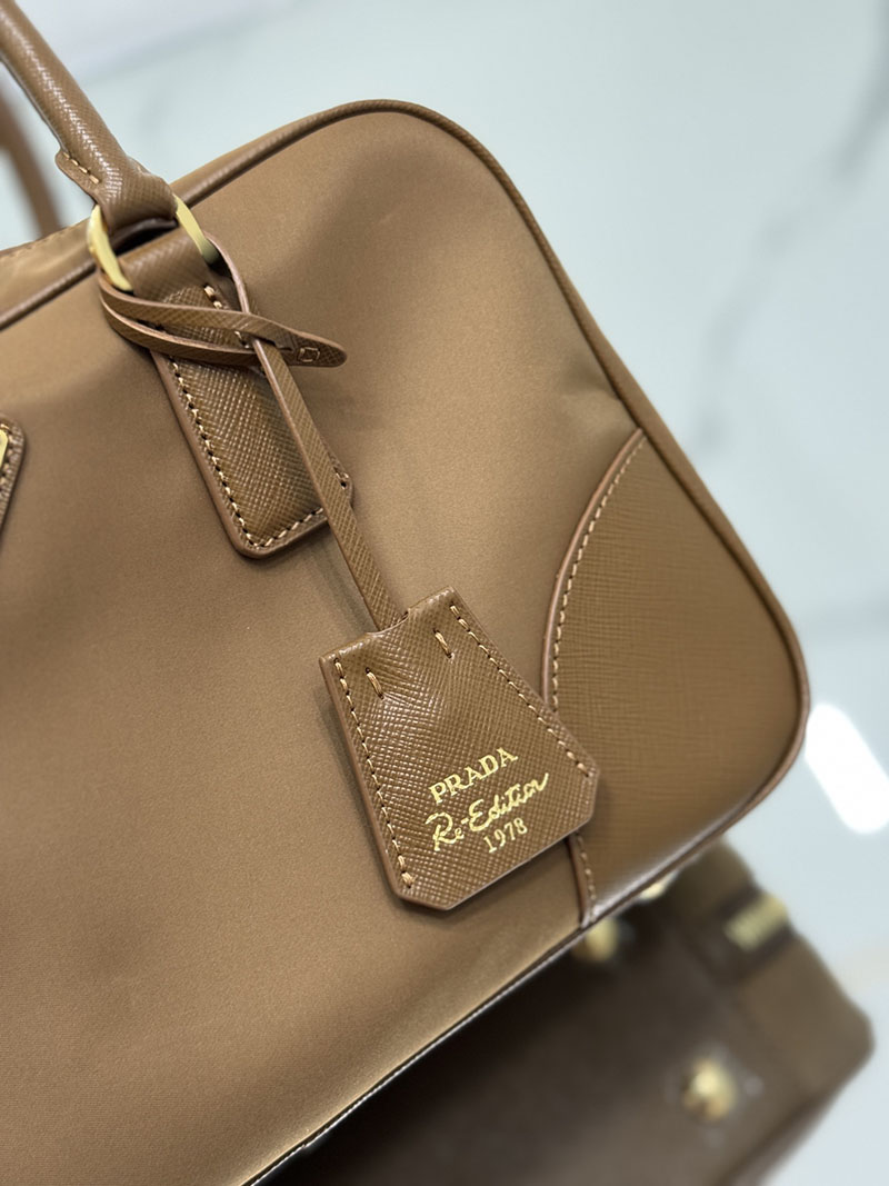 プラダ アウトレット PRADA Re-Edition 1978 Re-Nylon ミディアムダブルハンドルバッグ 1BB115_R064_F0594_V_TOO ブラウン H品 プラダ アウトレット バッグ 新作 - 画像 (4)