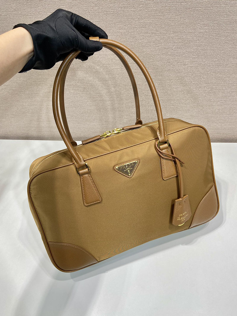 プラダ アウトレット PRADA Re-Edition 1978 ラージ Re-Nylon ダブルハンドルバッグ 1BB114_R064_F03OE_V_OOO キャメル ナイロン バッグ 人気 - 画像 (9)