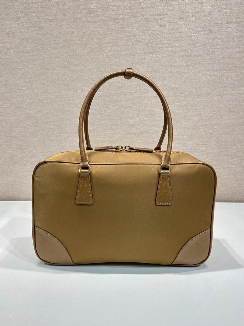 プラダ アウトレット PRADA Re-Edition 1978 ラージ Re-Nylon ダブルハンドルバッグ 1BB114_R064_F03OE_V_OOO キャメル ナイロン バッグ 人気 - 画像 (7)