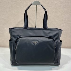 プラダ ナイロン トートバッグ メンズ