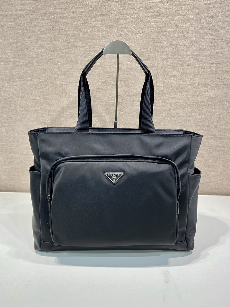 プラダ ナイロン トートバッグ メンズ