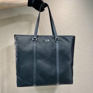 プラダ トートバッグ メンズ ビジネス