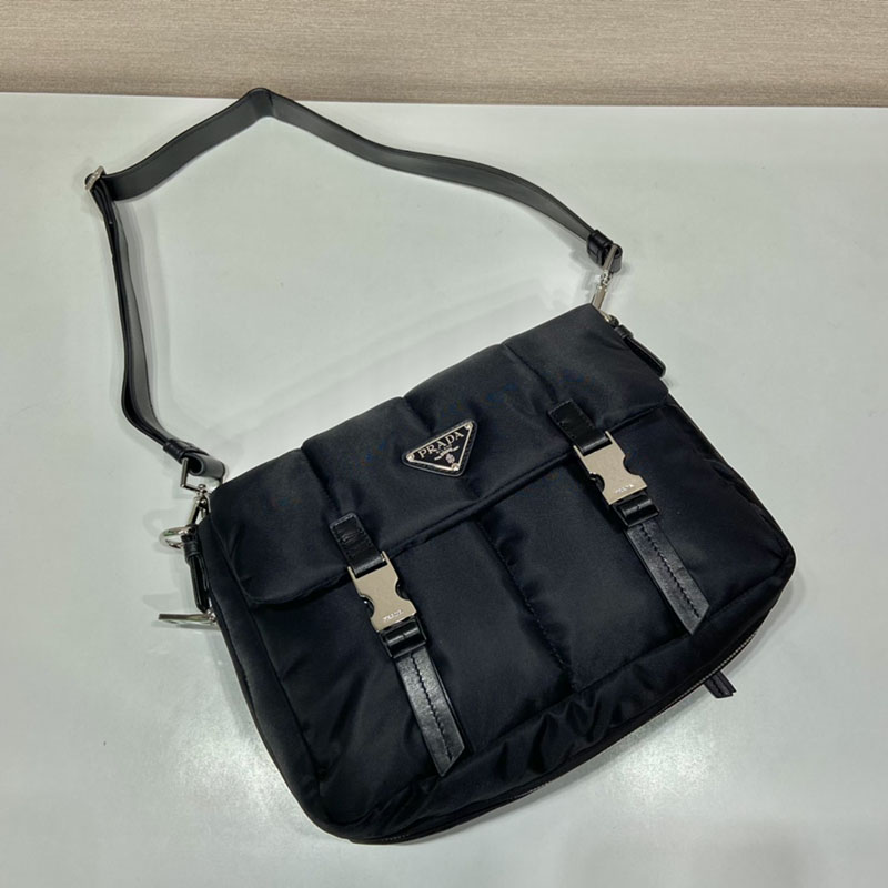 プラダ アウトレット PRADA ショルダーバッグ テスートボンバー 三角ロゴプレート 1BD048_2A4G_F0002 ブラック H品 プラダ ショルダーバッグ 黒 ナイロン - 画像 (9)