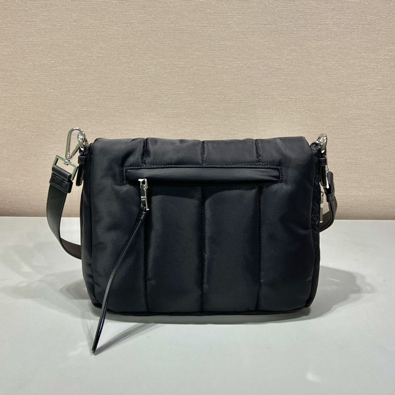 プラダ アウトレット PRADA ショルダーバッグ テスートボンバー 三角ロゴプレート 1BD048_2A4G_F0002 ブラック H品 プラダ ショルダーバッグ 黒 ナイロン - 画像 (7)