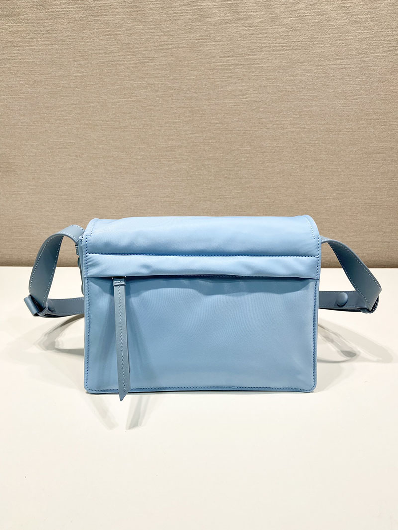 プラダ アウトレット PRADA ミディアム パデッドRe-Nylon ショルダーバッグ 1BD255_RDLN_F0637_V_OOO ライトブルー H品 プラダ メッセンジャーバッグ ナイロン - 画像 (6)