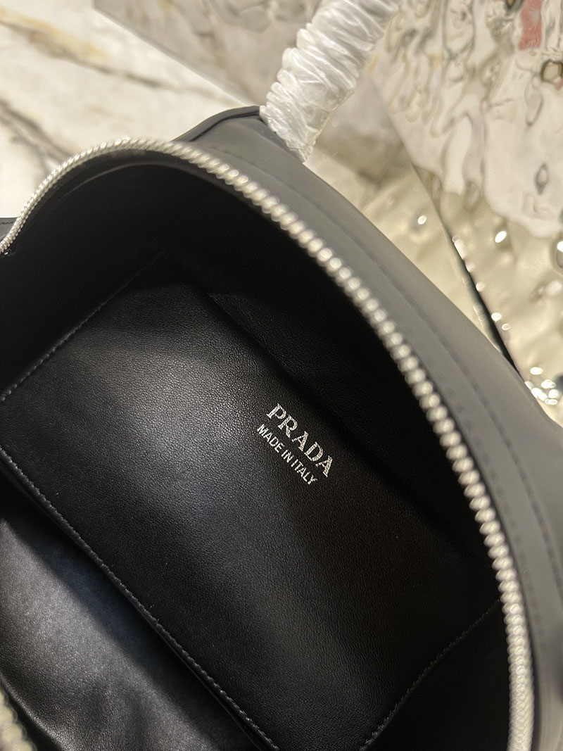 プラダ アウトレット PRADA スーパーノヴァ ミディアム レザー トライアングルロゴ 1BA366_2DDJ_F0002 ブラック H品 プラダ ショルダーバッグ レザー - 画像 (2)