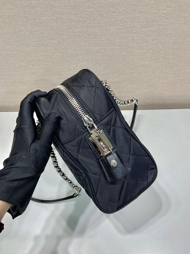 プラダ アウトレット PRADA チェーンショルダー ショルダーバッグ バッグ ナイロン 1BD641_2AS3_F000 ブラック H品 プラダ ショルダーバッグ 黒 ナイロン - 画像 (4)