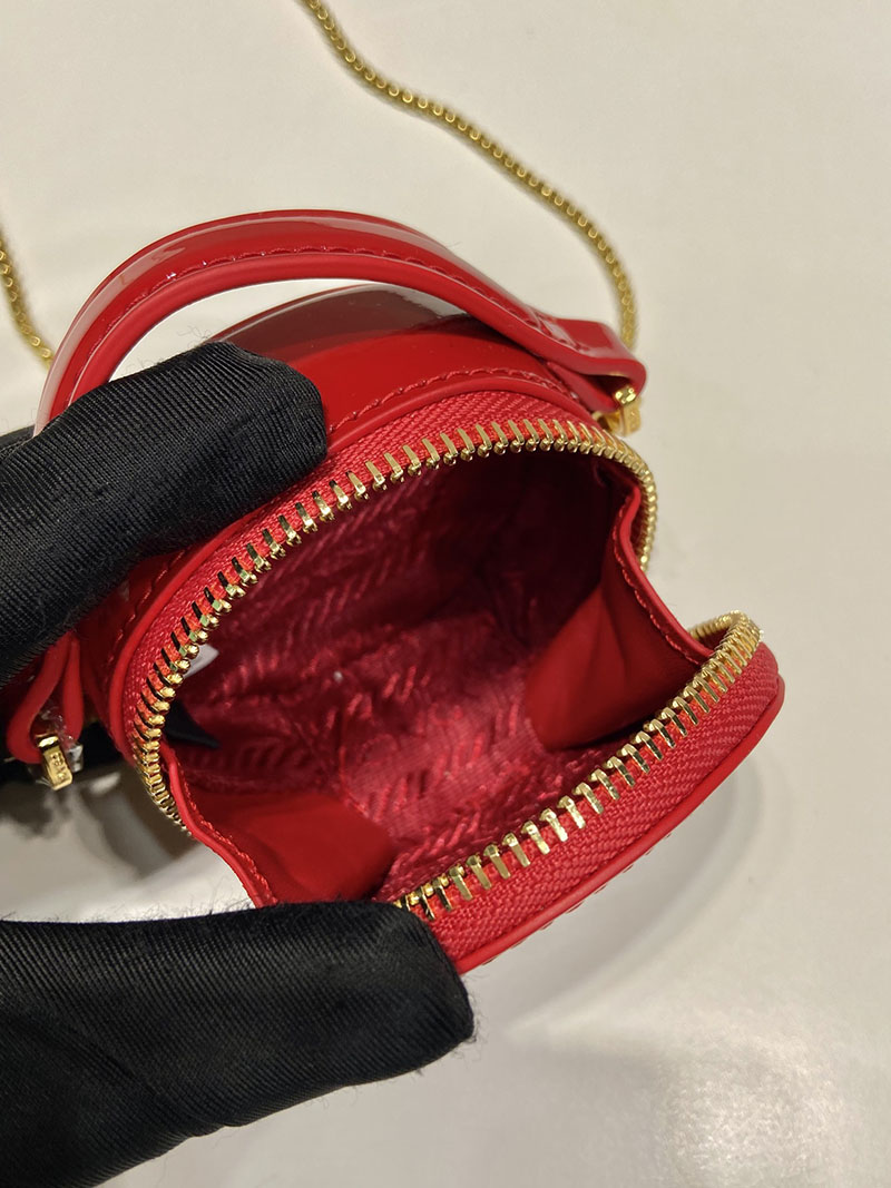 プラダ アウトレット PRADA Patent leather mini-pouch レザー ミニポーチ 1NR023_069_F068Z レッド H品 プラダ ミニポーチ ショルダー - 画像 (3)