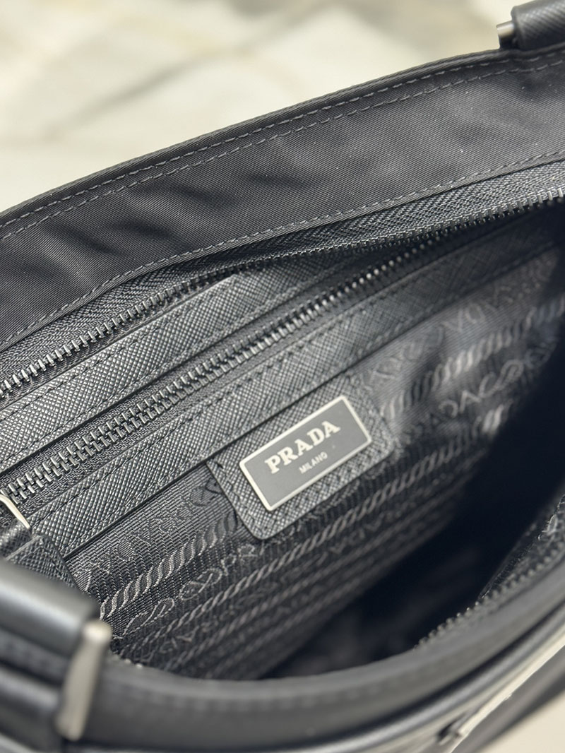 プラダ アウトレット PRADA Re-Nylon xサフィアーノレザー ショルダーバッグ 2VH118_2DMH_F0002_V_XOO ブラック H品 プラダ ショルダーバッグ メンズ - 画像 (2)