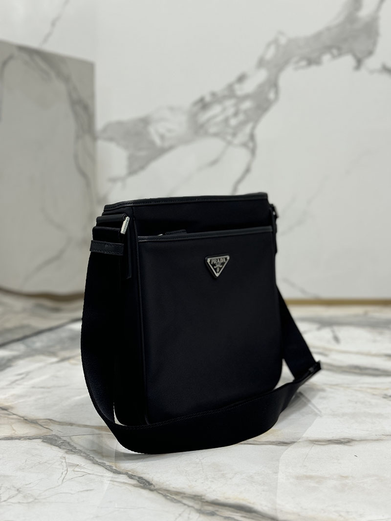 プラダ アウトレット PRADA ショルダーバッグ ナイロン/サフィアーノレザー 2VH797_2DMH_F0002_V_XOO ブラック H品 プラダ ショルダーバッグ メンズ - 画像 (9)