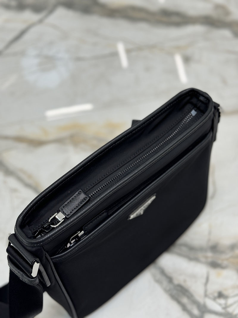 プラダ アウトレット PRADA ショルダーバッグ ナイロン/サフィアーノレザー 2VH797_2DMH_F0002_V_XOO ブラック H品 プラダ ショルダーバッグ メンズ - 画像 (7)