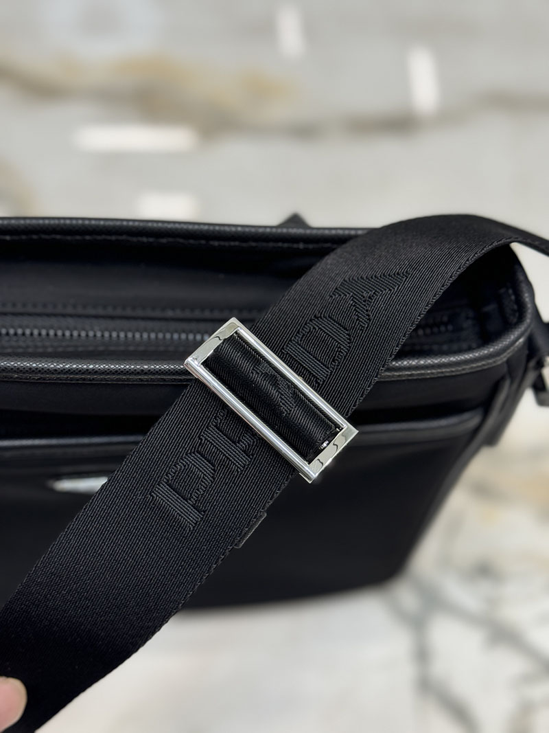 プラダ アウトレット PRADA ショルダーバッグ ナイロン/サフィアーノレザー 2VH797_2DMH_F0002_V_XOO ブラック H品 プラダ ショルダーバッグ メンズ - 画像 (4)
