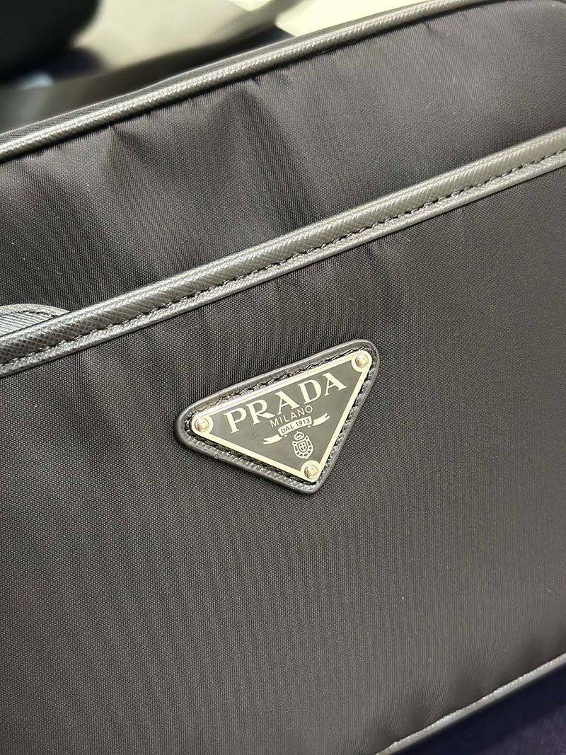 プラダ アウトレット PRADA Re-Nylon xサフィアーノレザー ショルダーバッグ 2VH048_2DMH_F0002_V_XOO ブラック H品 プラダ ショルダーバッグ メンズ - 画像 (3)