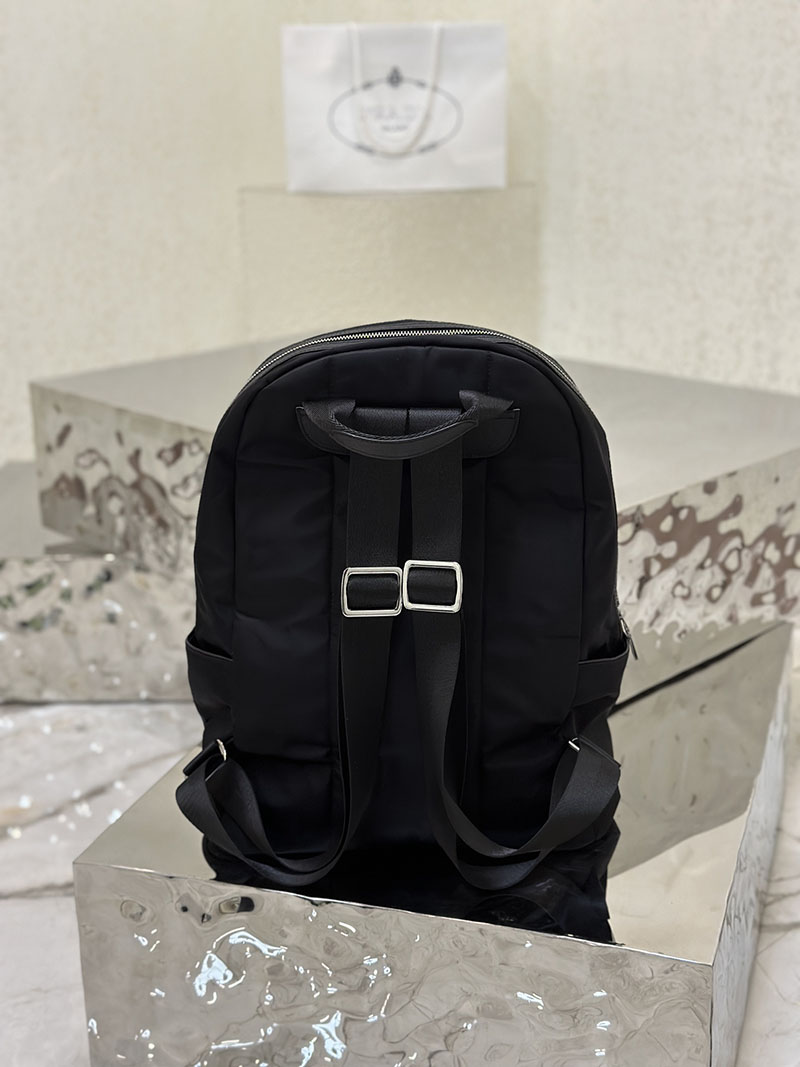 プラダ アウトレット PRADA ュックサック バックパック ナイロン 2VZ034_2DMG_F0002_V_OOO ブラック H品 プラダ リュック 旅行用 メンズ - 画像 (7)